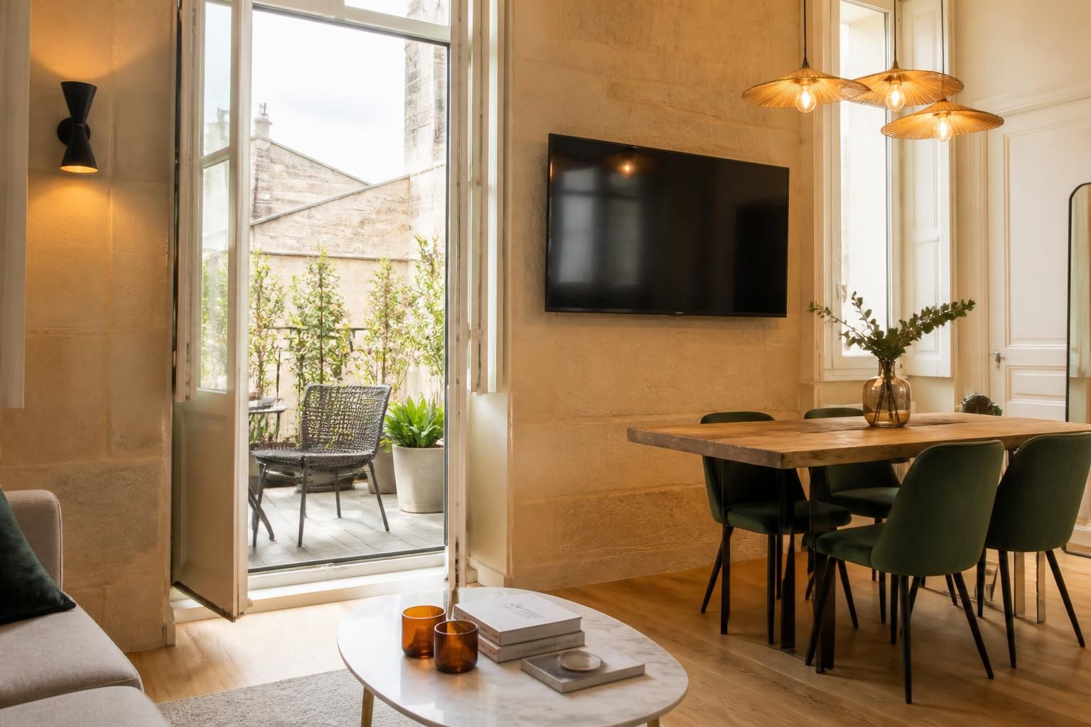 découvrez tout ce qu'il faut savoir sur l'encadrement des loyers à bordeaux en 2026, ses règles, ses impacts et conseils pour locataires et propriétaires.