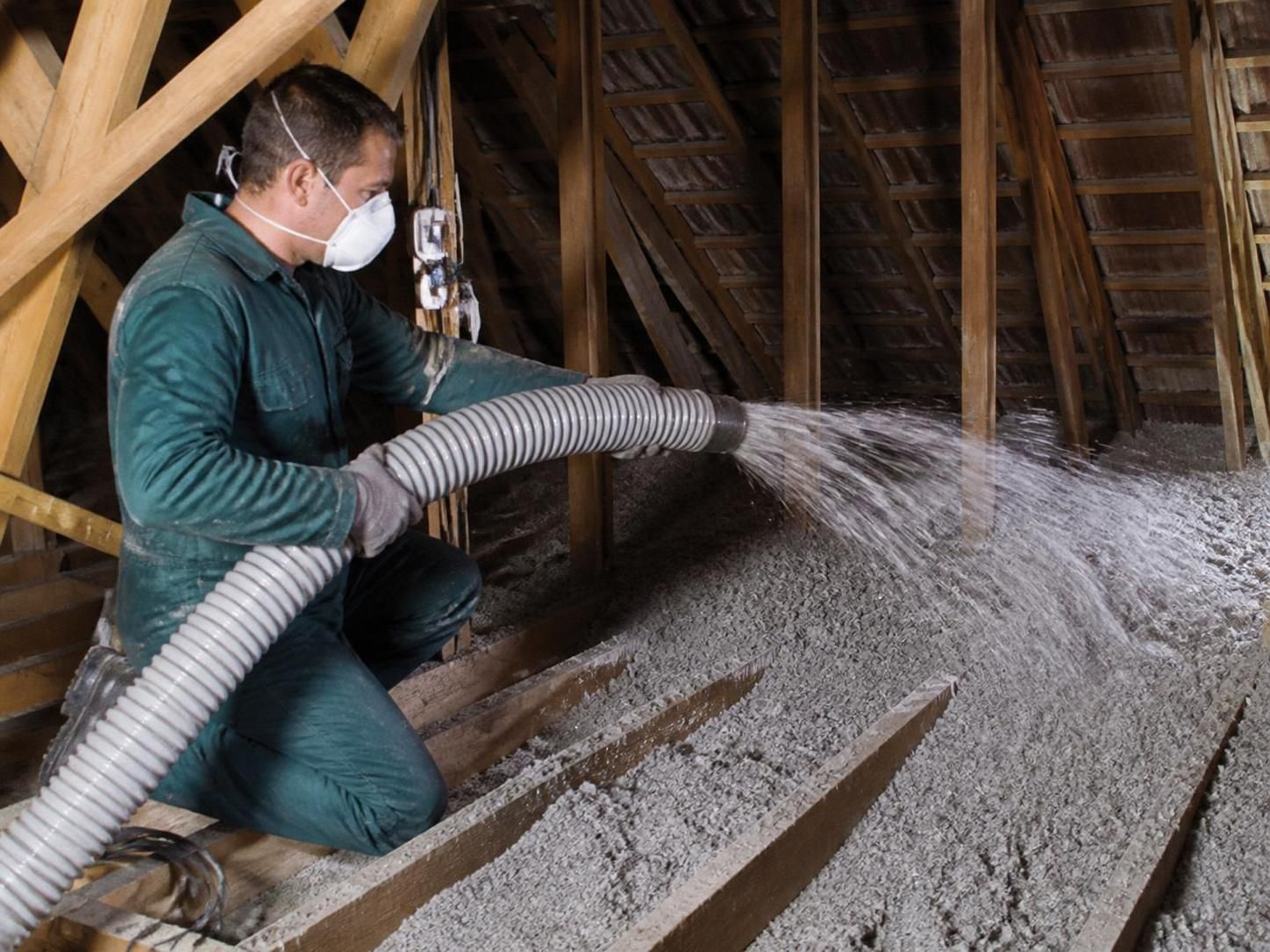 découvrez les avantages de l'isolation en ouate de cellulose et profitez de nos conseils pour bien isoler votre maison, alliant écologie, confort thermique et économies d'énergie.