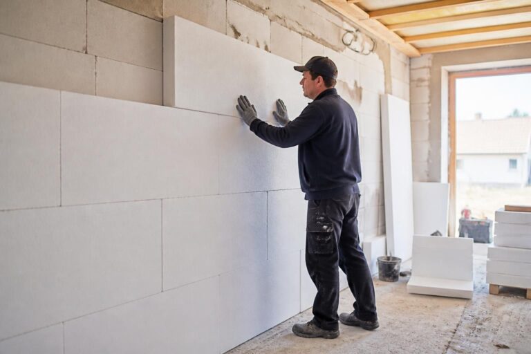 découvrez les avantages de l'isolation en polystyrène et nos conseils pratiques pour bien choisir ce matériau performant et économique pour protéger efficacement votre maison.