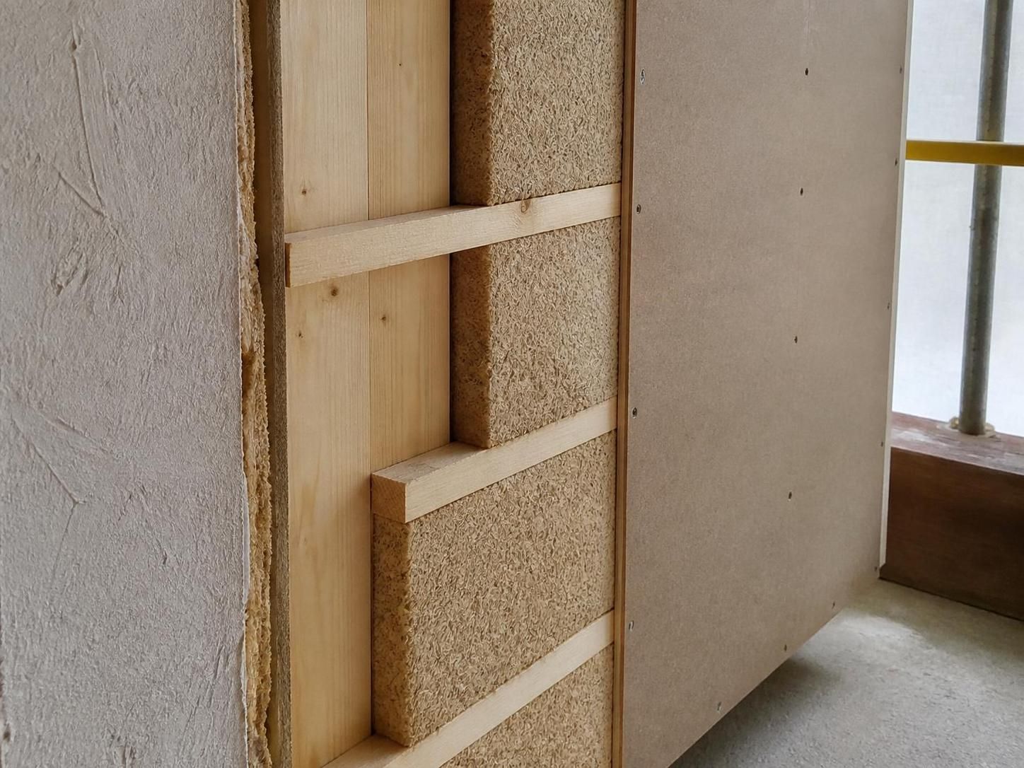 découvrez les avantages de l'isolation par laine de bois et bénéficiez de conseils pratiques pour optimiser le confort thermique et écologique de votre habitation.