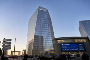 découvrez tout sur la tour bpce et son influence majeure dans le secteur financier, ses innovations et son rôle stratégique.