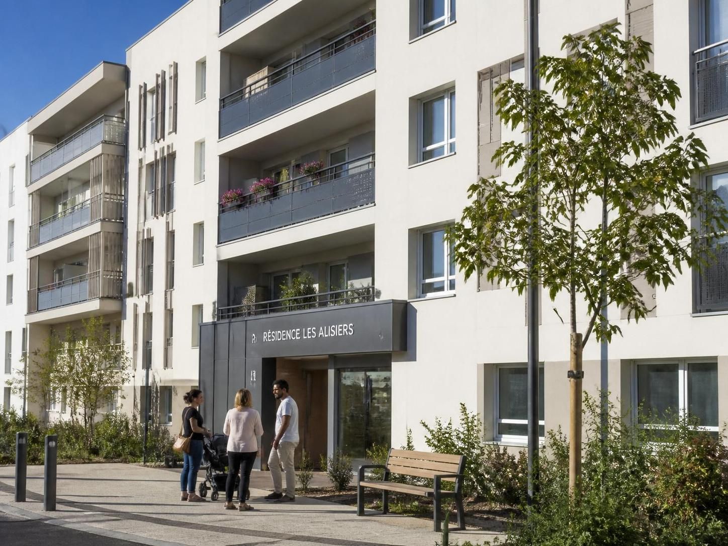 découvrez les offres et services de vendée habitat à la roche-sur-yon, votre partenaire pour un logement de qualité adapté à vos besoins.