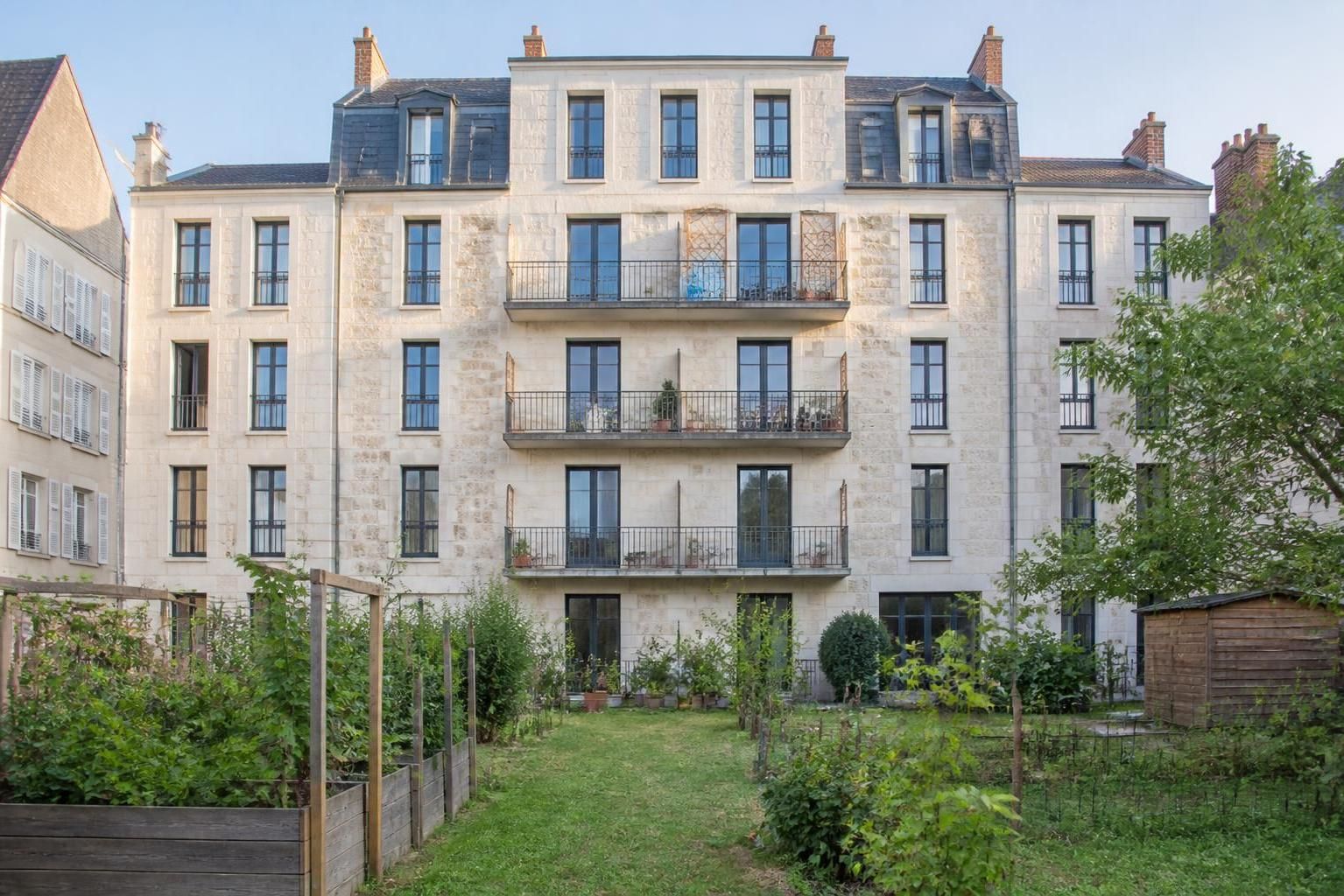 découvrez terre loire habitat à blois : informations essentielles sur le logement local, les services proposés et les opportunités d'habitat dans la région.